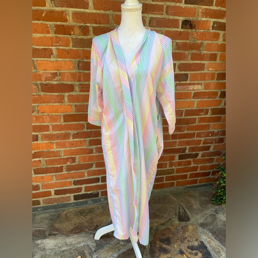 Vintage Evelyn Pearson Ladies Small Rainbow Striped Pastel Housecoat Robe